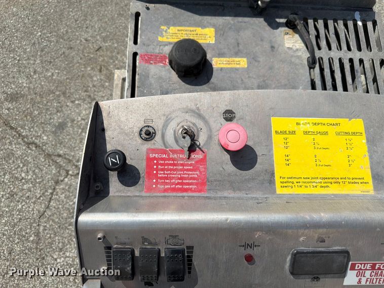 image for item FU0523 Husqvarna Soff Cut 4200 w/vac port concrete saw