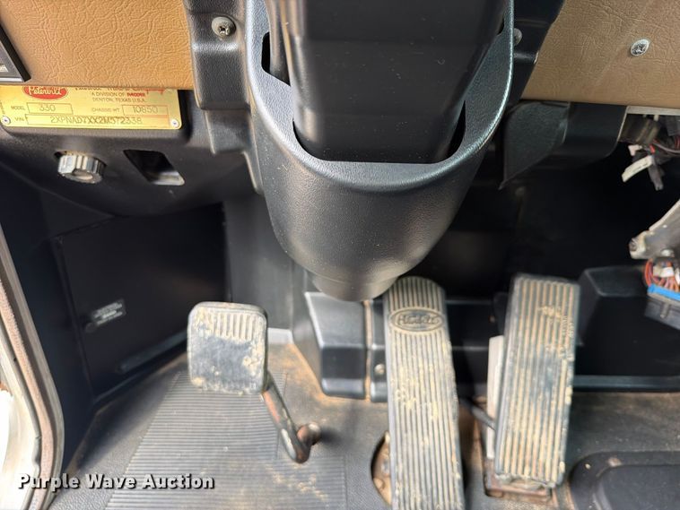 image for item FU1050 2002 Peterbilt 330 water truck