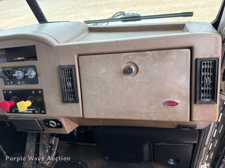 image for item FU1050 2002 Peterbilt 330 water truck