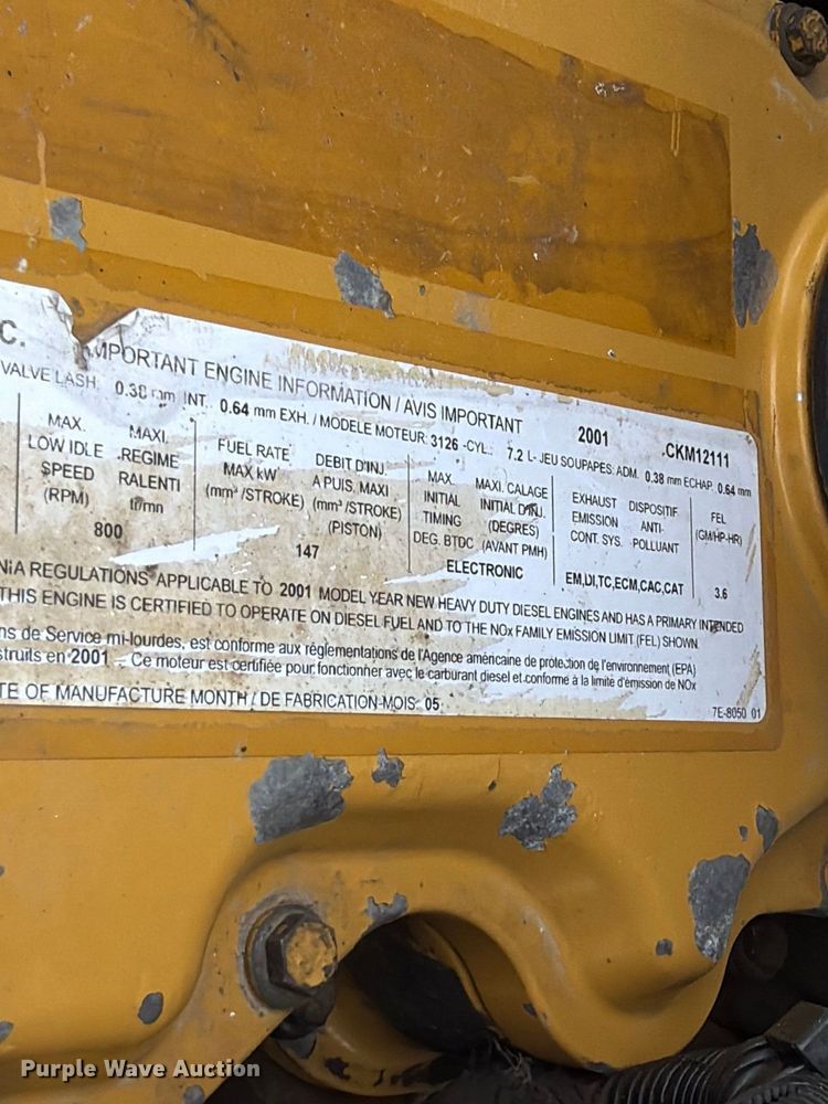 image for item FU1050 2002 Peterbilt 330 water truck