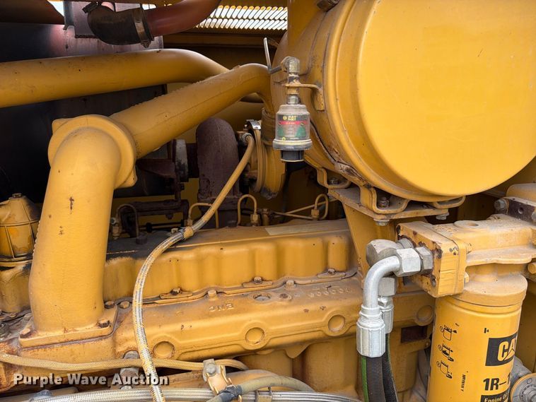 image for item FU4700 2001 Caterpillar 140H motor grader