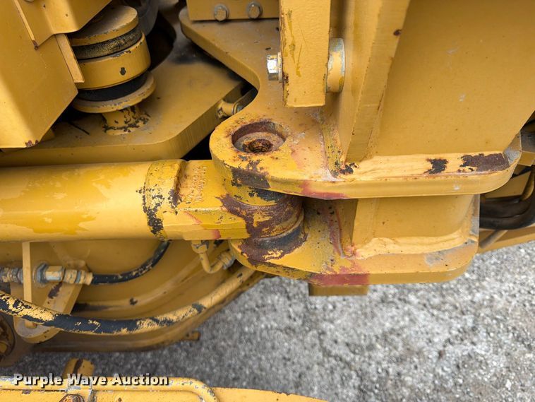 image for item FU4700 2001 Caterpillar 140H motor grader