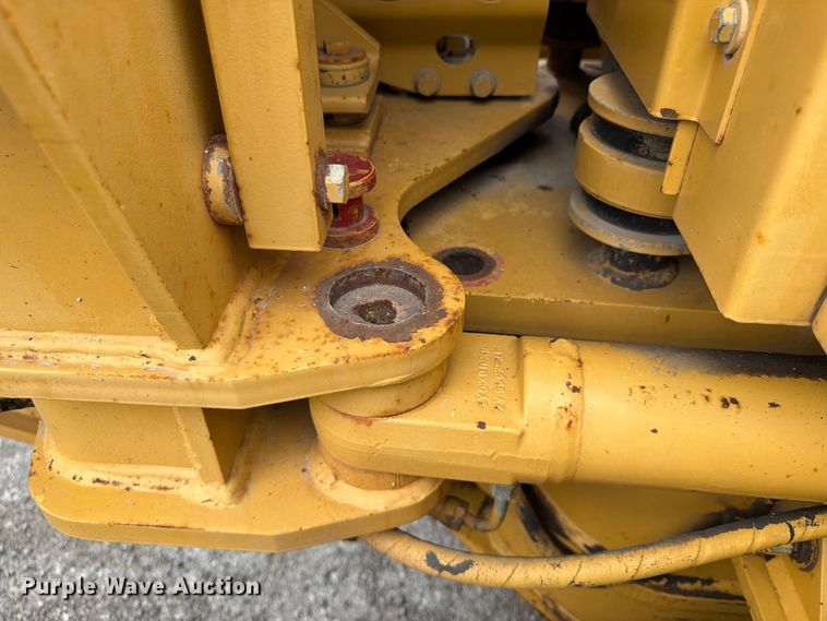 image for item FU4700 2001 Caterpillar 140H motor grader