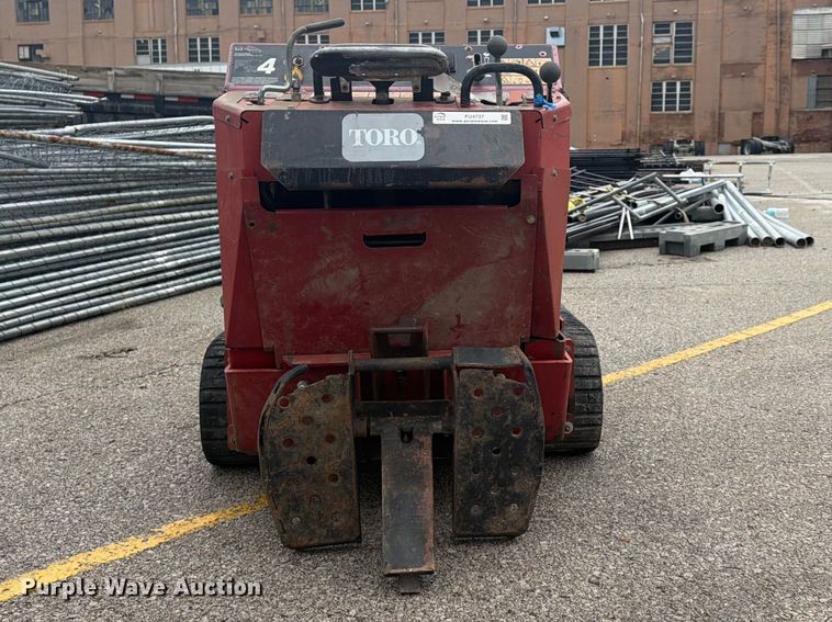 image for item FU4737 2016 Toro 22324 compact utility loader