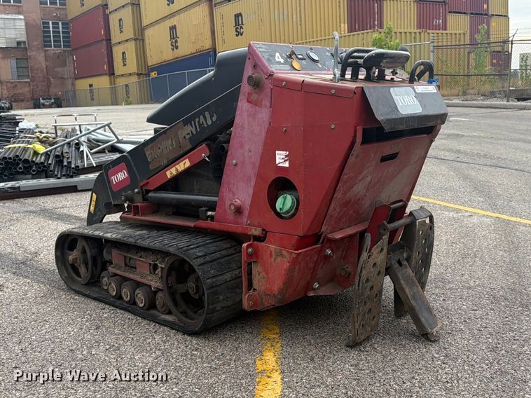 image for item FU4737 2016 Toro 22324 compact utility loader