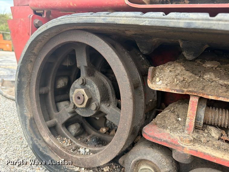image for item FU4737 2016 Toro 22324 compact utility loader