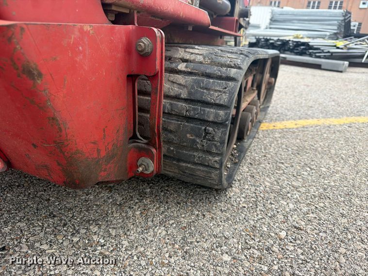 image for item FU4737 2016 Toro 22324 compact utility loader