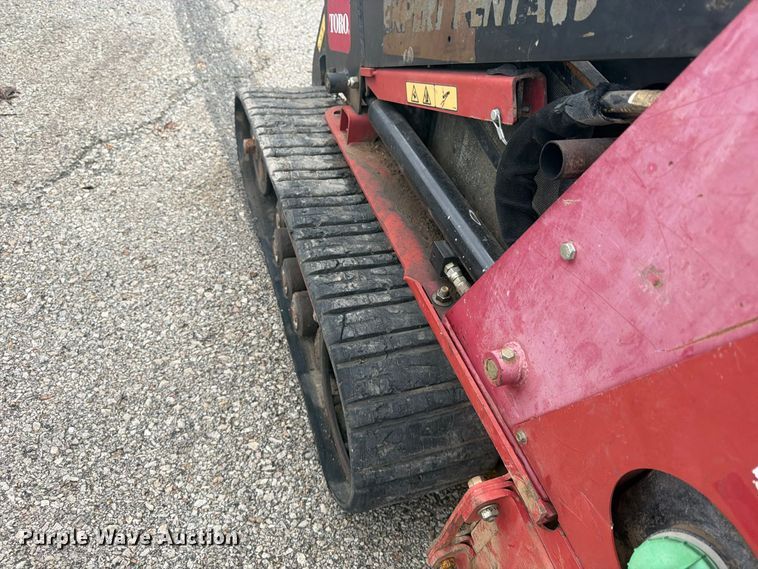 image for item FU4737 2016 Toro 22324 compact utility loader