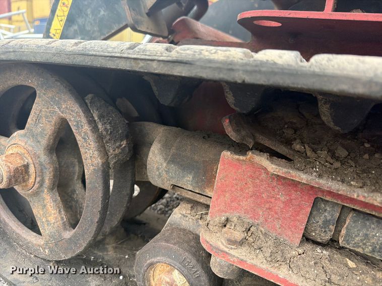 image for item FU4737 2016 Toro 22324 compact utility loader