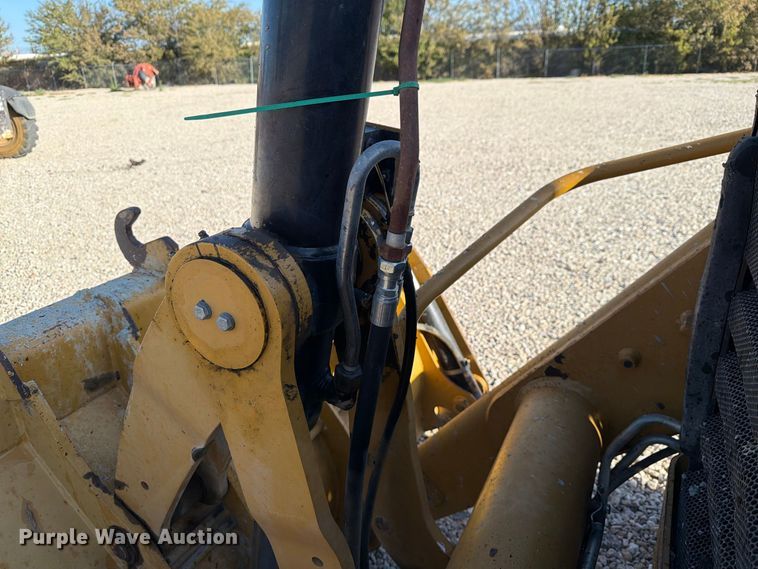 image for item NC9915 2006 Caterpillar 430E backhoe
