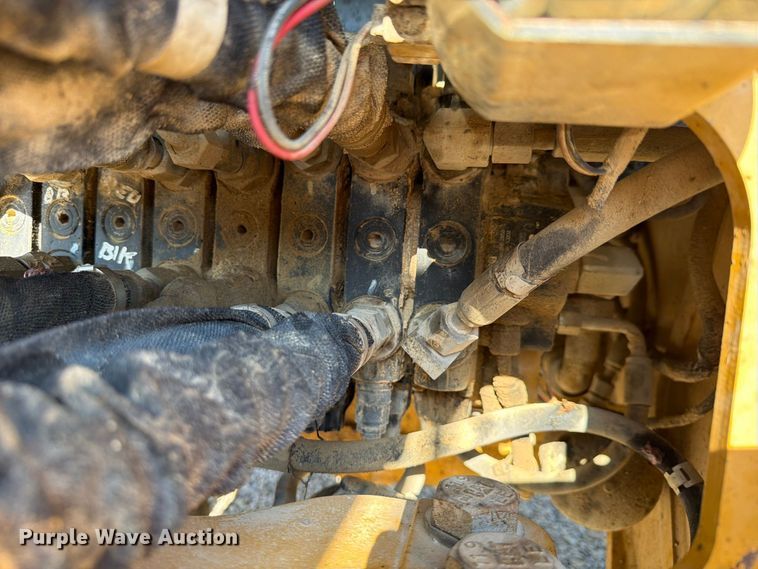 image for item NC9915 2006 Caterpillar 430E backhoe