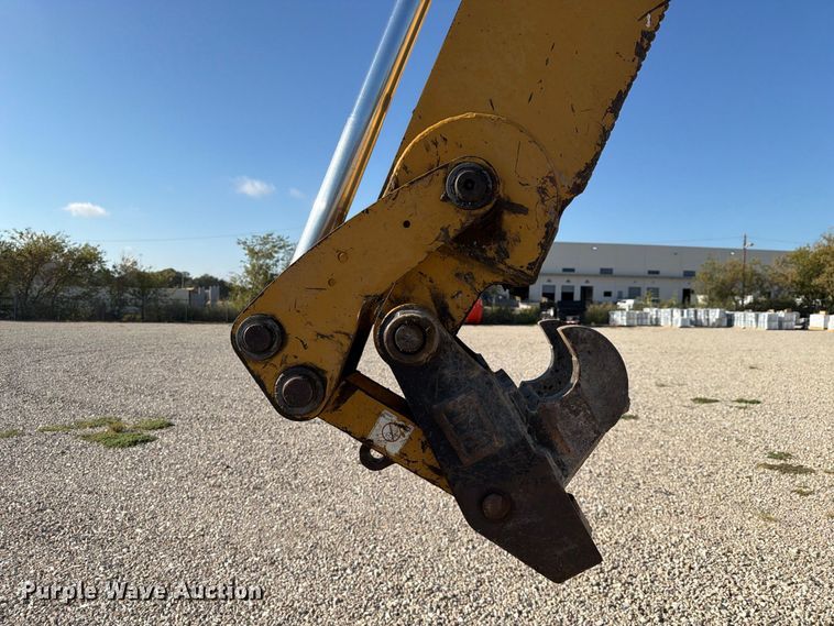 image for item NC9915 2006 Caterpillar 430E backhoe