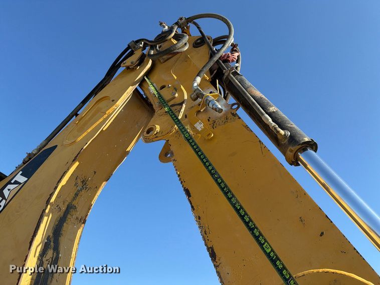 image for item NC9915 2006 Caterpillar 430E backhoe
