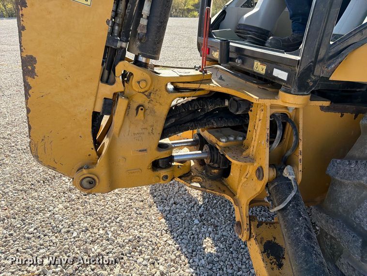 image for item NC9915 2006 Caterpillar 430E backhoe
