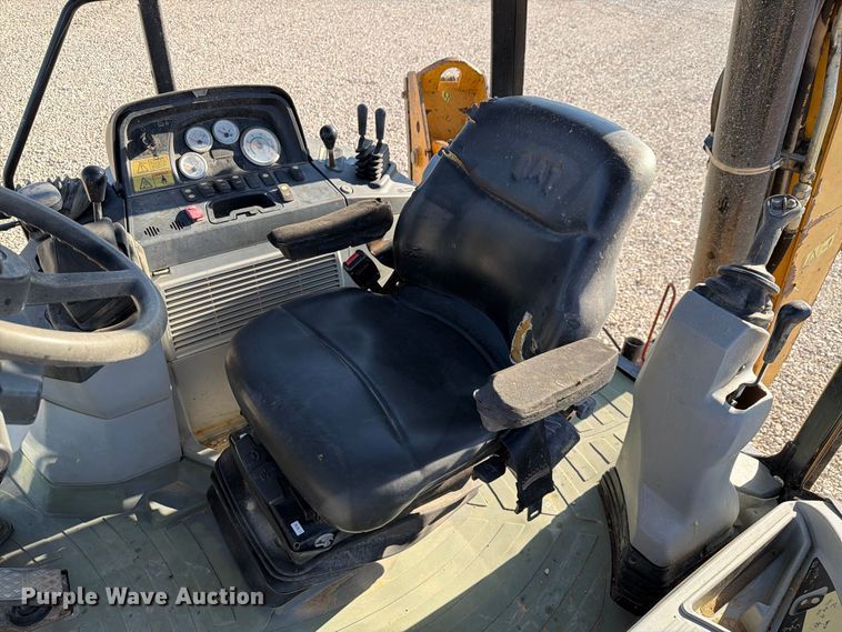 image for item NC9915 2006 Caterpillar 430E backhoe