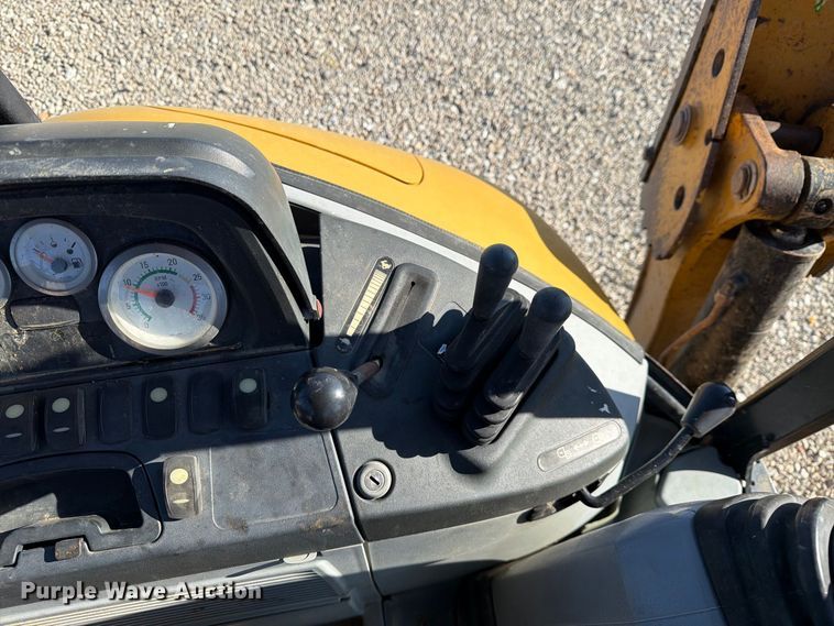 image for item NC9915 2006 Caterpillar 430E backhoe