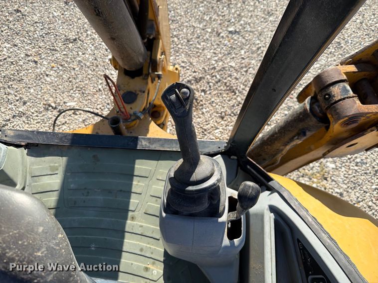 image for item NC9915 2006 Caterpillar 430E backhoe