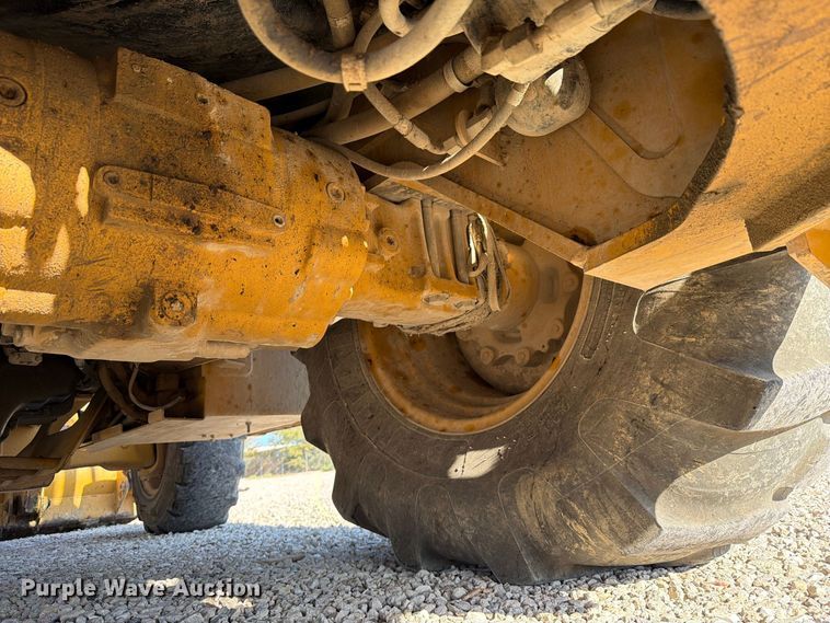 image for item NC9915 2006 Caterpillar 430E backhoe