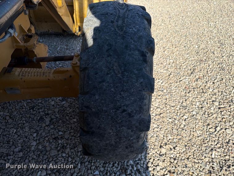 image for item NC9915 2006 Caterpillar 430E backhoe