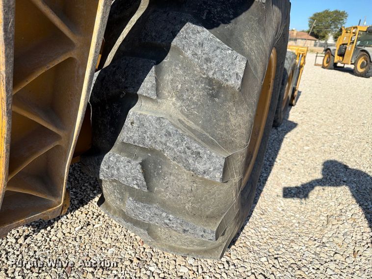 image for item NC9915 2006 Caterpillar 430E backhoe