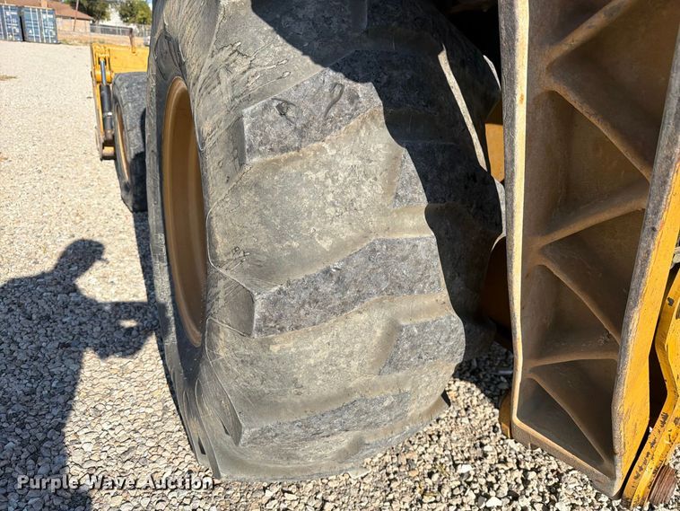 image for item NC9915 2006 Caterpillar 430E backhoe