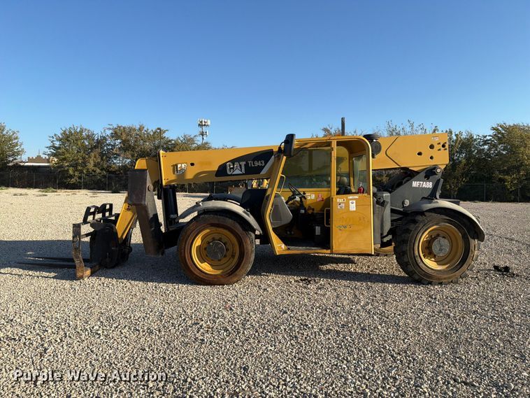 image for item NC9916 2007 JLG TL943 telehandler