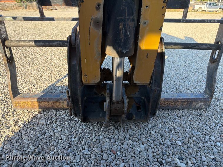 image for item NC9916 2007 JLG TL943 telehandler