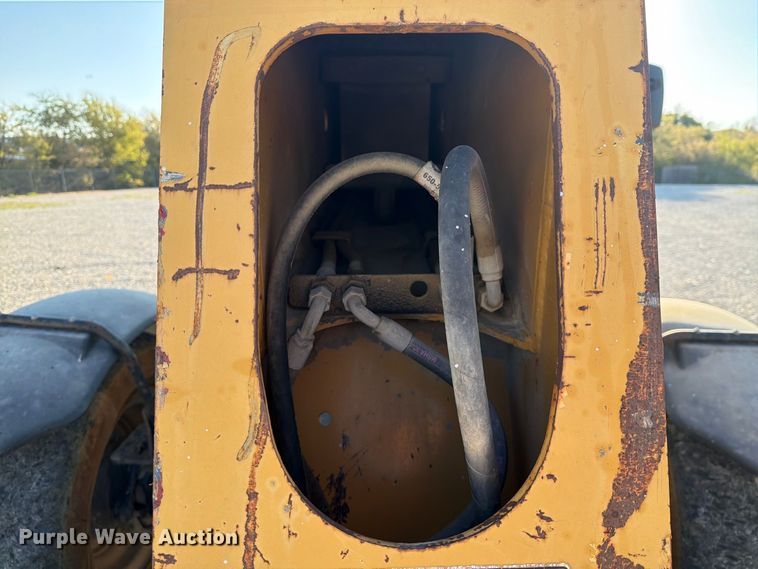 image for item NC9916 2007 JLG TL943 telehandler