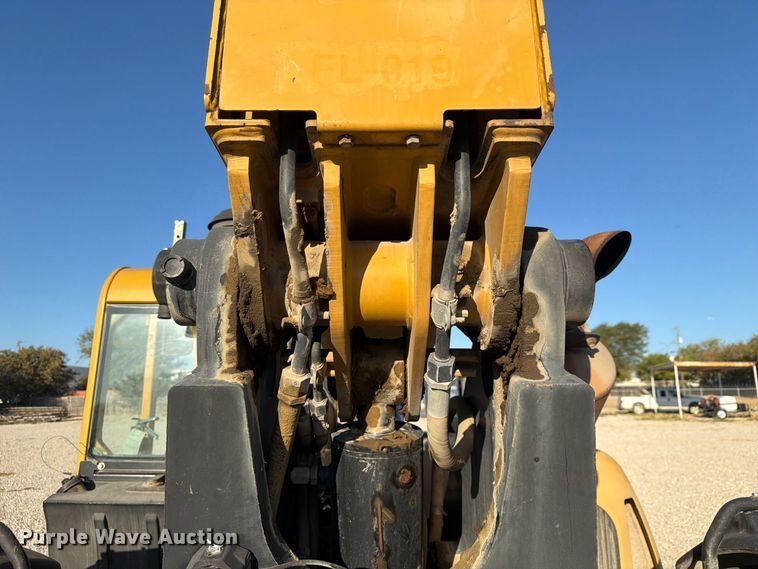 image for item NC9916 2007 JLG TL943 telehandler