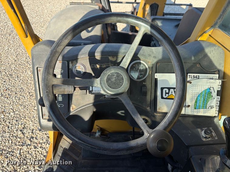 image for item NC9916 2007 JLG TL943 telehandler