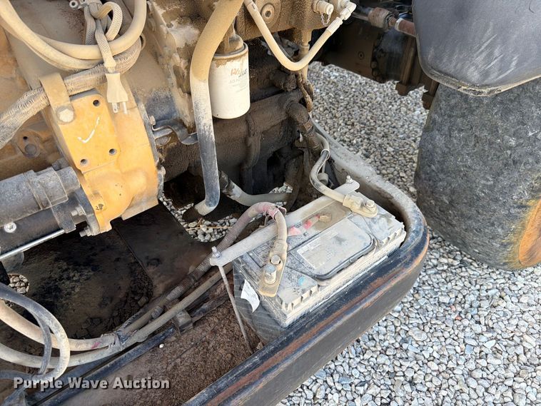 image for item NC9916 2007 JLG TL943 telehandler