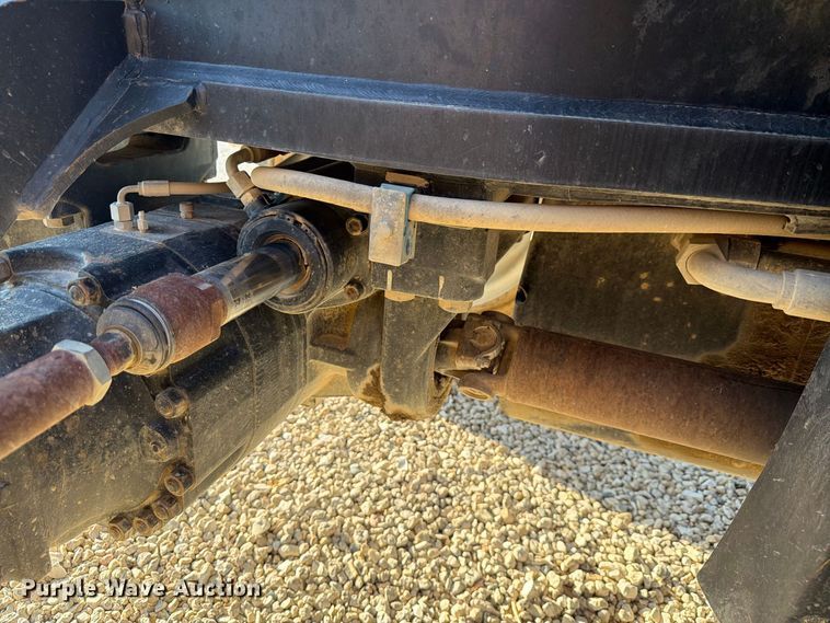 image for item NC9916 2007 JLG TL943 telehandler
