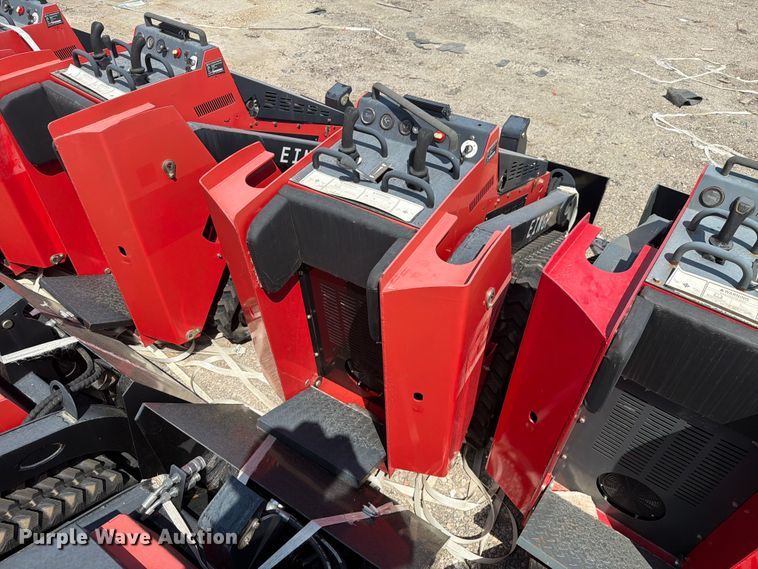 image for item NC9936 2024 Erie Industries SCL850 compact utility loader
