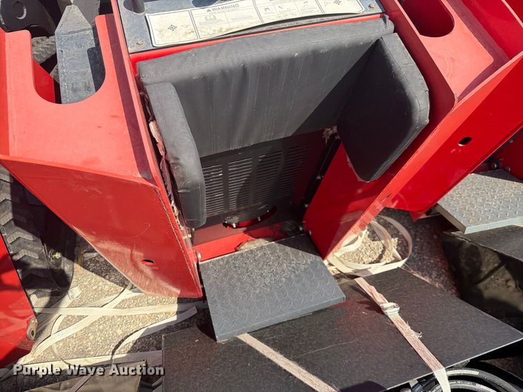 image for item NC9936 2024 Erie Industries SCL850 compact utility loader