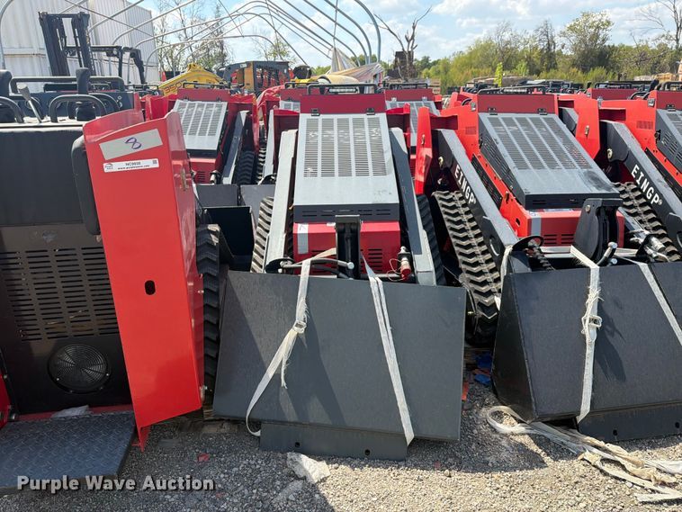 image for item NC9937 2024 Erie Industries SCL850 compact utility loader