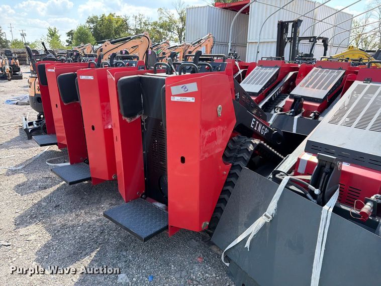 Erie Industries SCL850 compact utility loader
