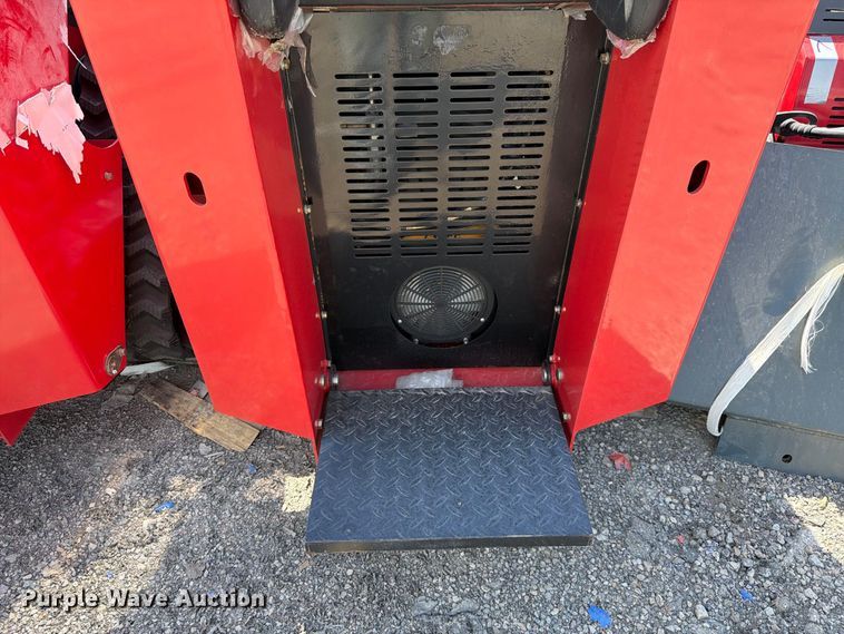 image for item NC9938 Erie Industries SCL850 compact utility loader