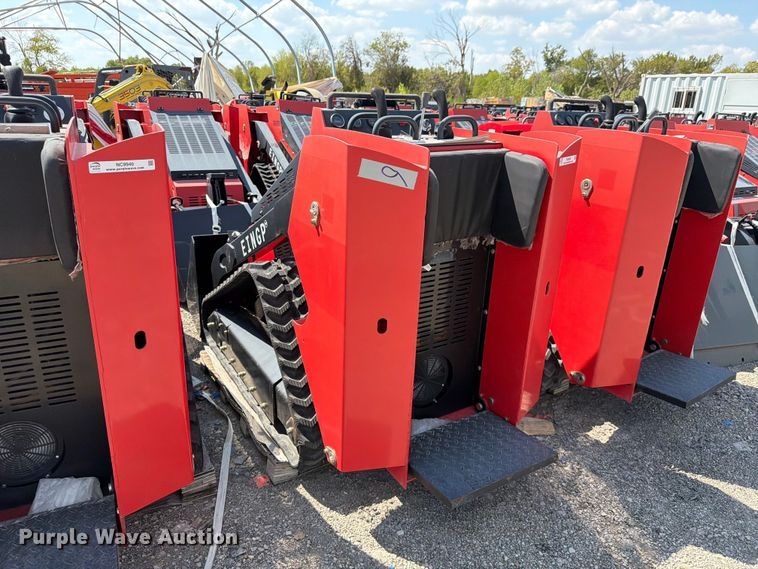 image for item NC9939 2024 Erie Industries SCL850 compact utility loader