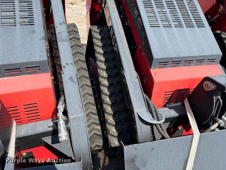 image for item NC9939 2024 Erie Industries SCL850 compact utility loader