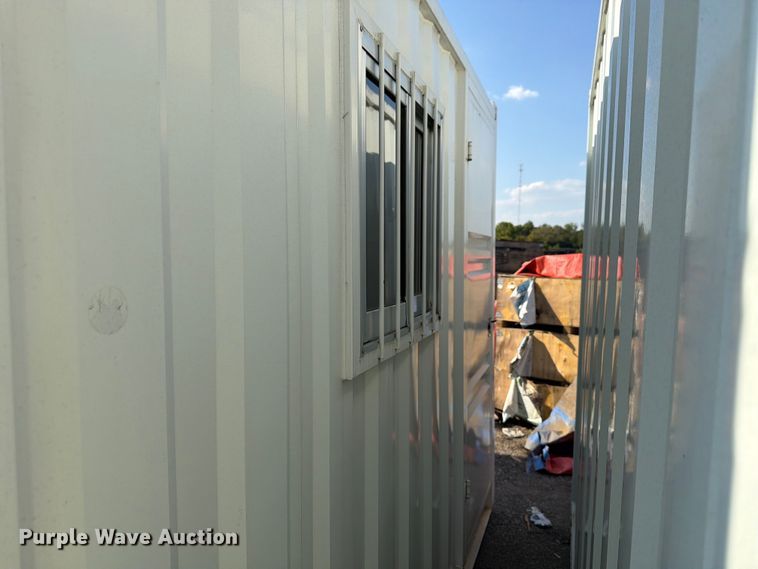 image for item NC9975 Shipping container
