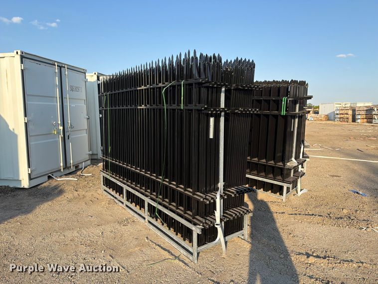 image for item NC9987 (44) EINGP F10 fence panels