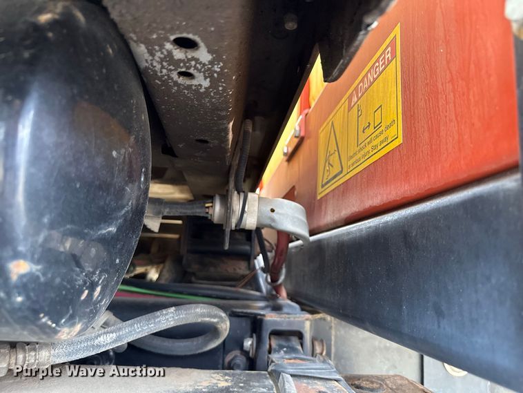 image for item ND9544 1999 Sterling Truck L7501 vacuum truck