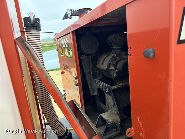 image for item ND9544 1999 Sterling Truck L7501 vacuum truck