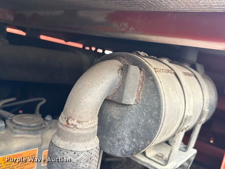 image for item ND9544 1999 Sterling Truck L7501 vacuum truck