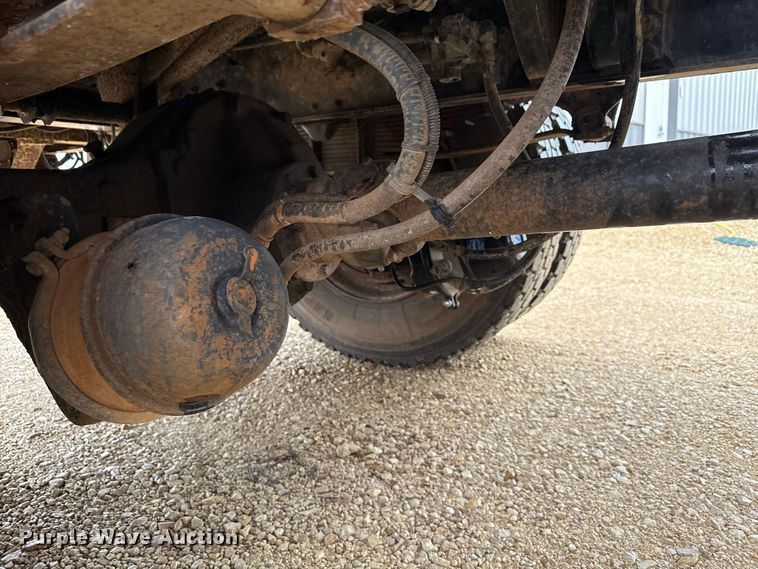 image for item ND9544 1999 Sterling Truck L7501 vacuum truck