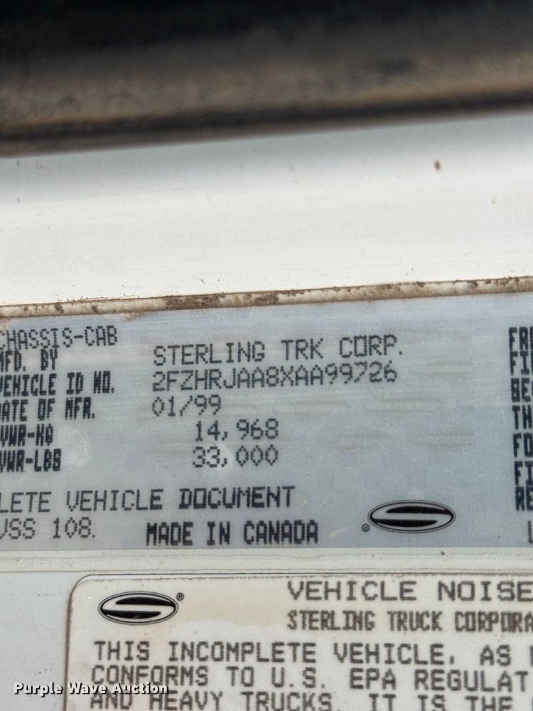 image for item ND9544 1999 Sterling Truck L7501 vacuum truck