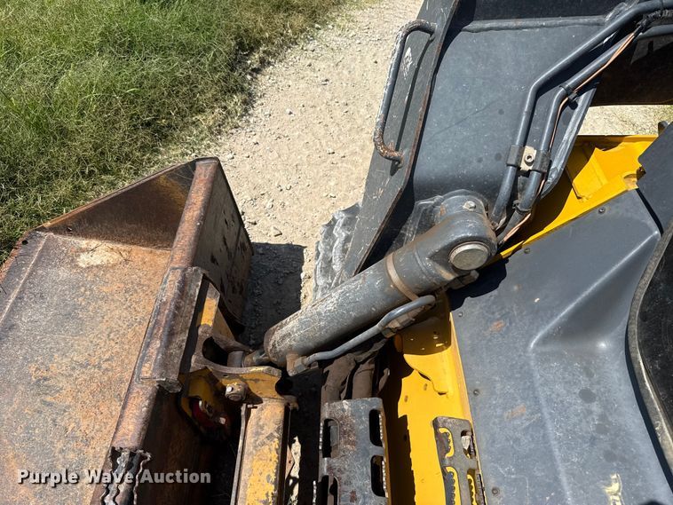 image for item NK9248 2016 John Deere 333G tracked skid steer loader