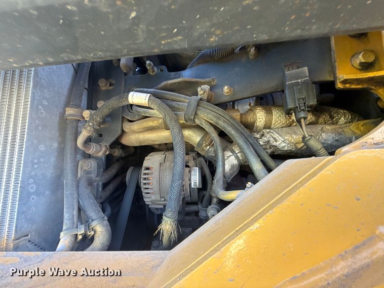 image for item NK9248 2016 John Deere 333G tracked skid steer loader