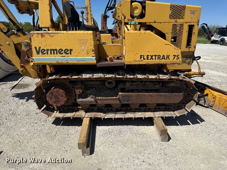image for item OE9567 Vermeer FLX75 cable plow