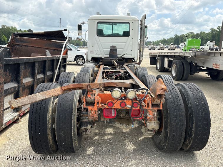 image for item YA3142 2011 Mack GU713 dump truck